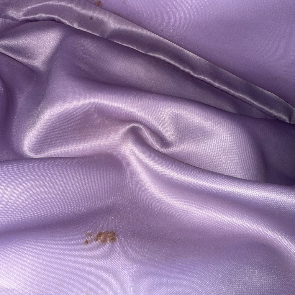 Coach Kisslock Shoulder Bag with Embossed Flowers and Lavender Interior - Picture 10 of 17